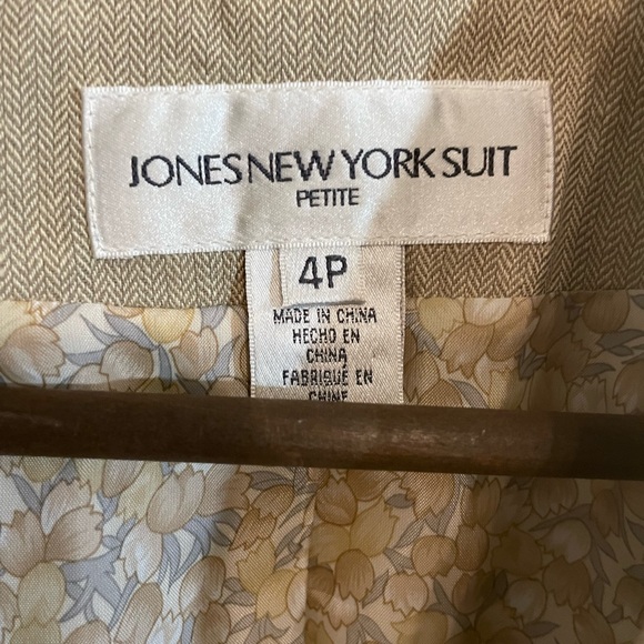 Jones New York 4 Petite Tan Blazer Jacket - Picture 7 of 10